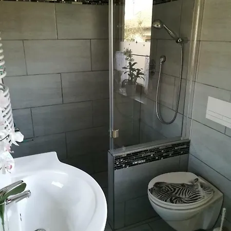 Habitación en casa particular Engel *